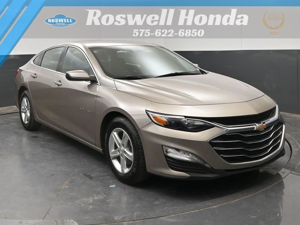 2024 Chevrolet Malibu 1LT's photo