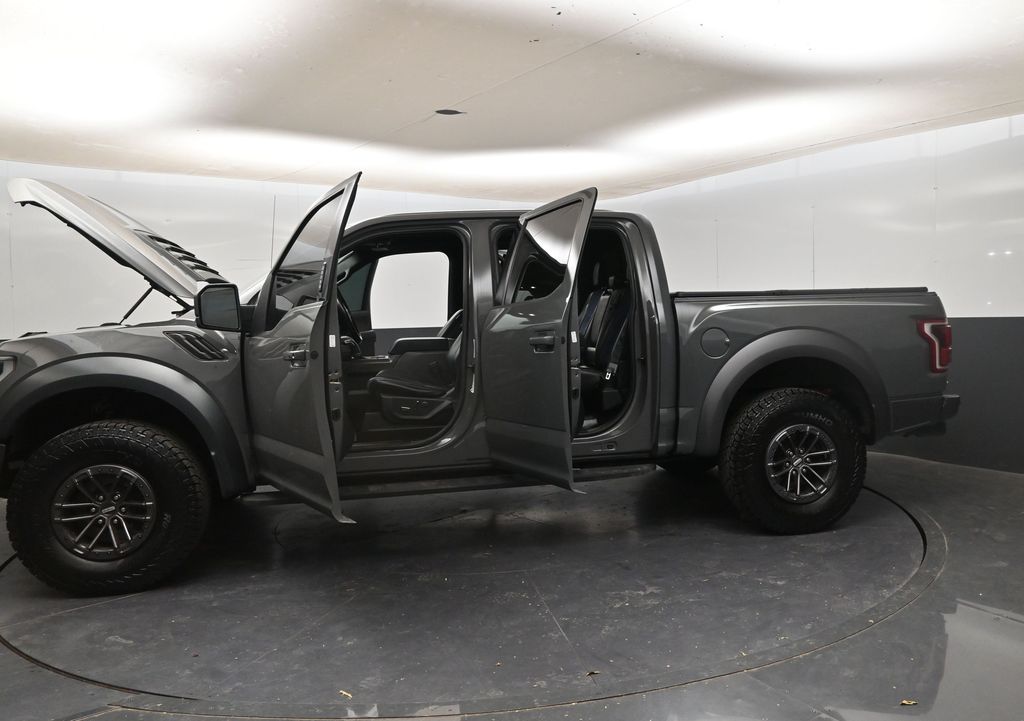 2020 Ford F-150 Raptor - Photo 35