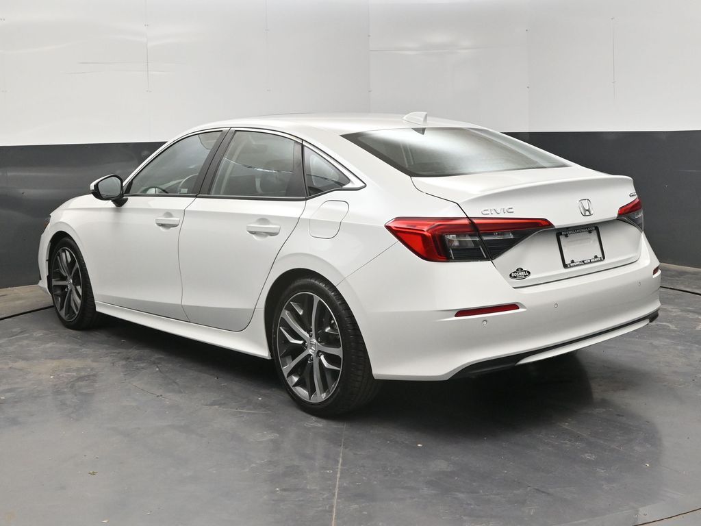 2022 Honda Civic Touring - Photo 6