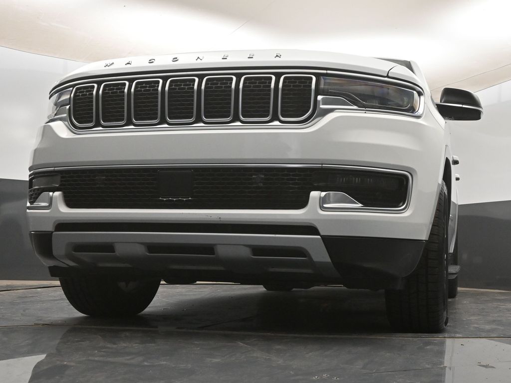 2024 Jeep Wagoneer L Series II - Photo 16