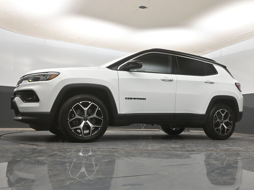 2025 Jeep Compass Limited - Photo 17