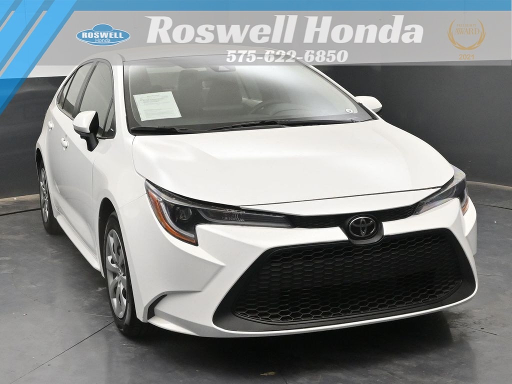 2022 Toyota Corolla LE's photo