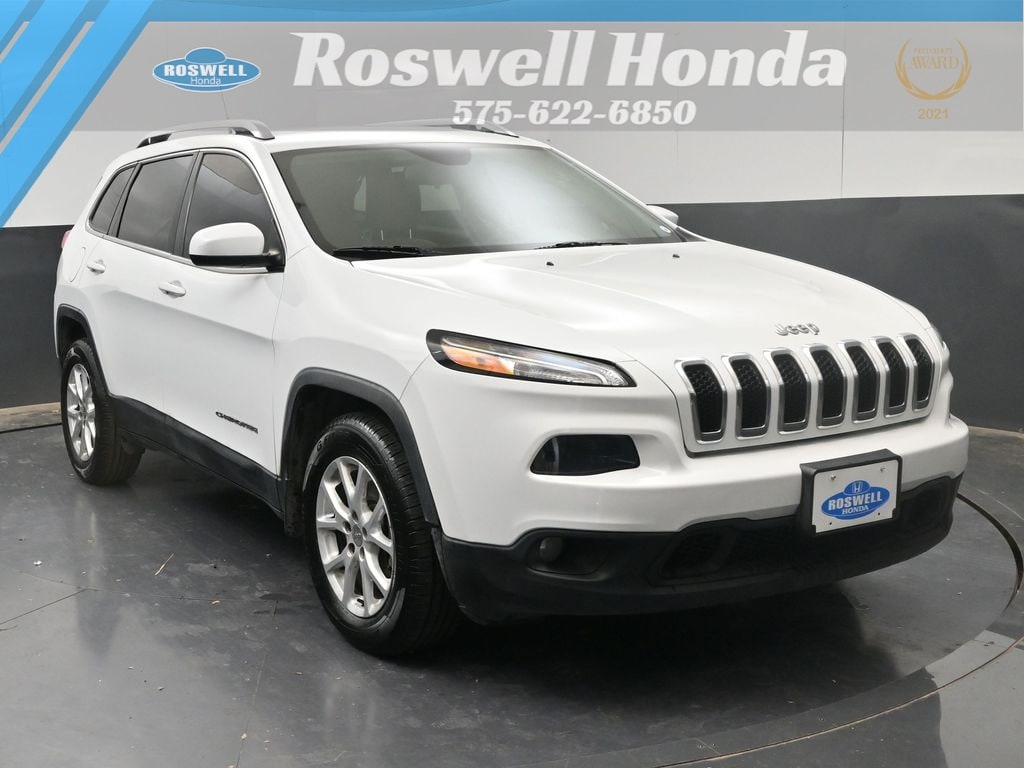 Used 2016 Jeep Cherokee Latitude 4x4 SUV