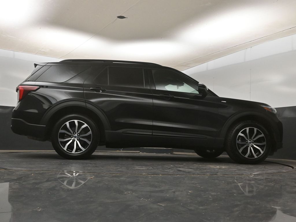 2025 Ford Explorer ST-LINE - Photo 21