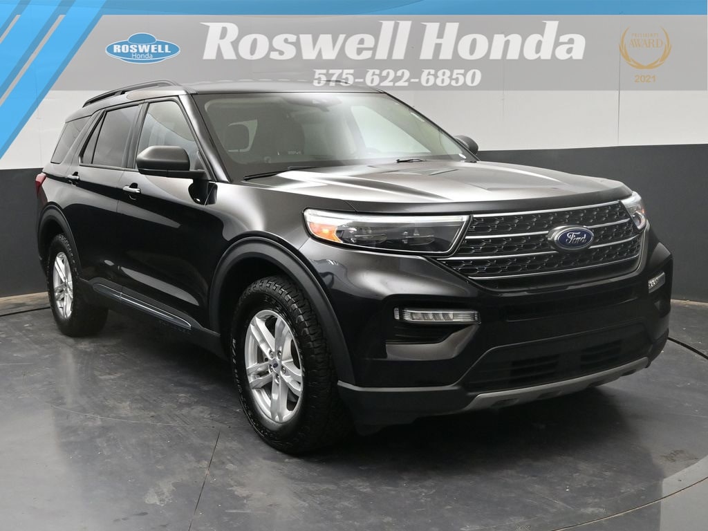 2023 Ford Explorer XLT's photo