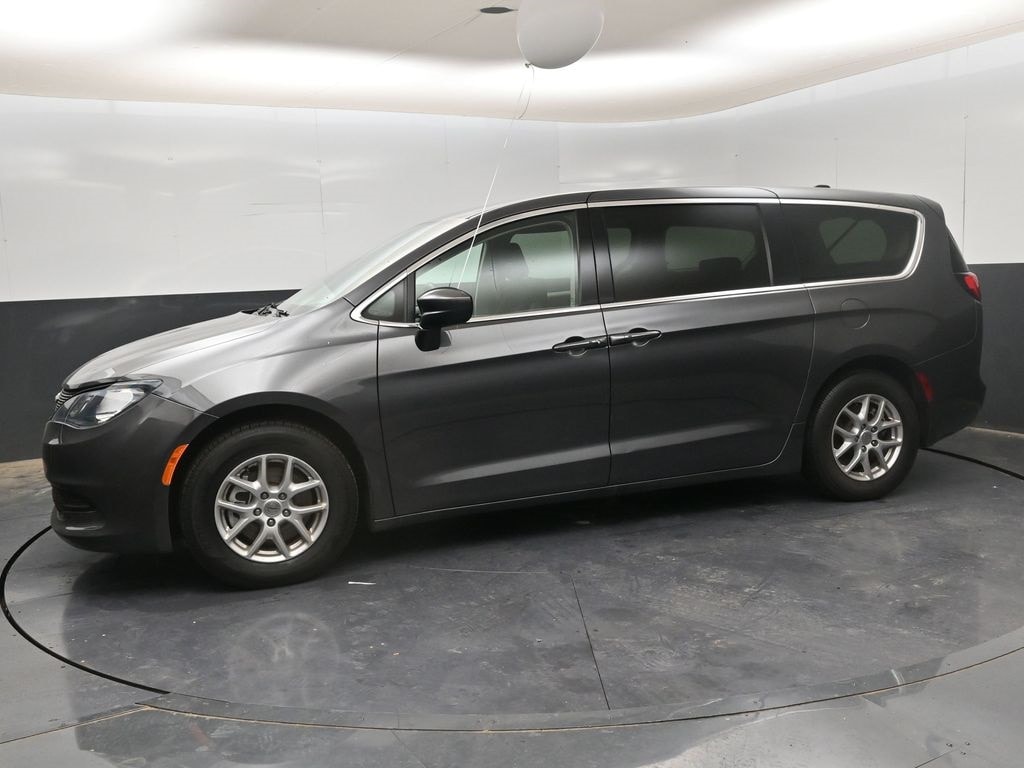 Used 2022 Chrysler Voyager LX Van Passenger Van