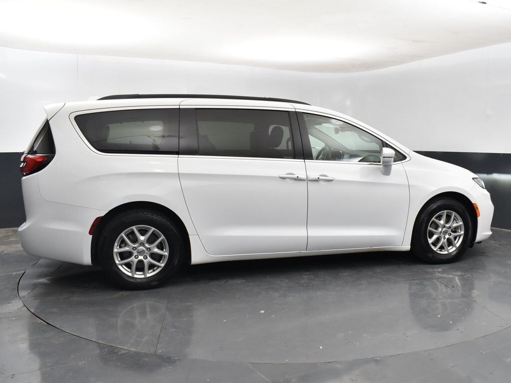 Used 2022 Chrysler Pacifica Touring L with VIN 2C4RC1BGXNR168952 for sale in Roswell, NM