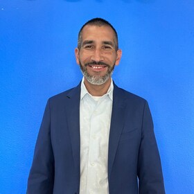 Staff member Ricardo Beltran from ID_d6bdefe2cf56