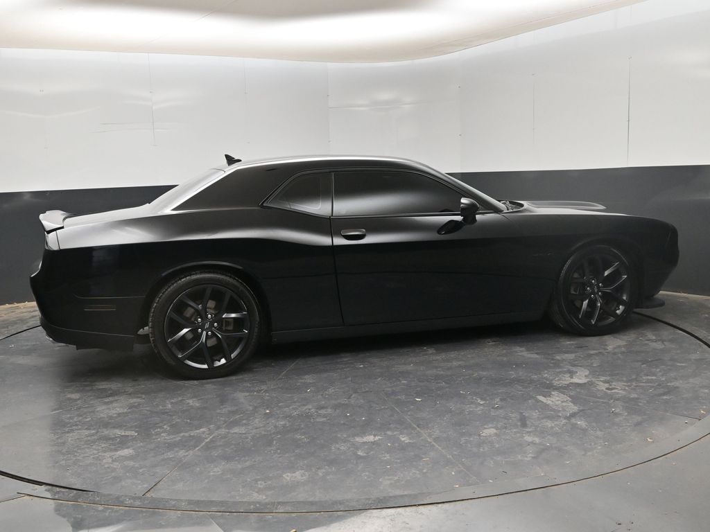 2022 Dodge Challenger R/T - Photo 8