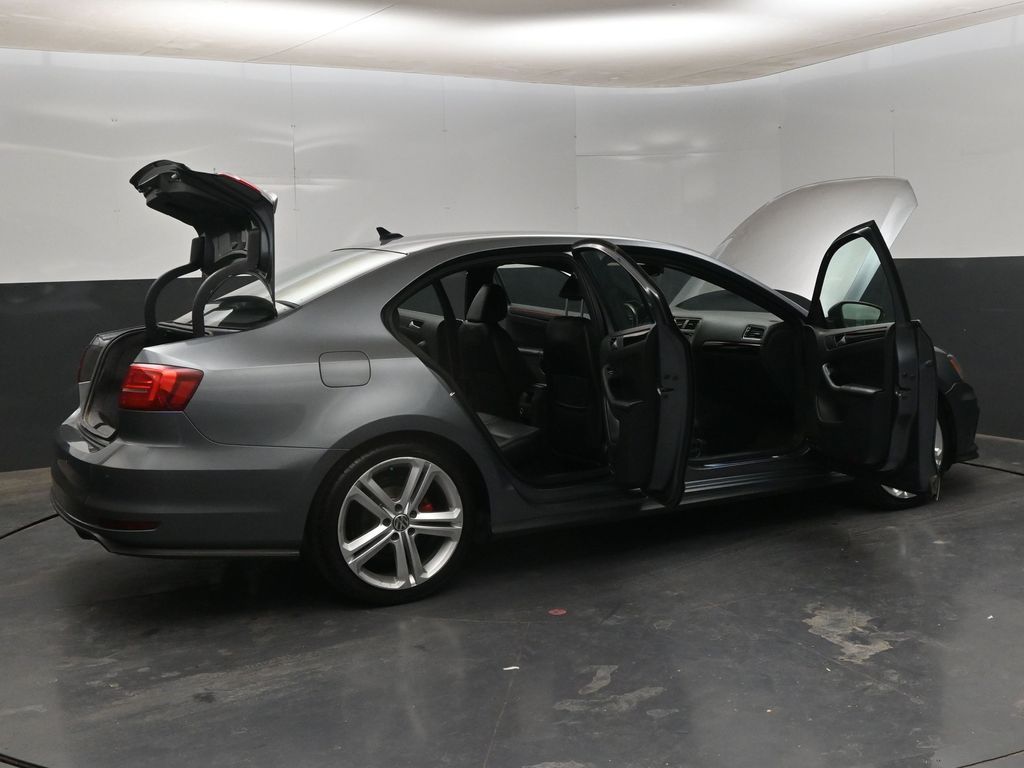 2017 Volkswagen Jetta GLI - Photo 32