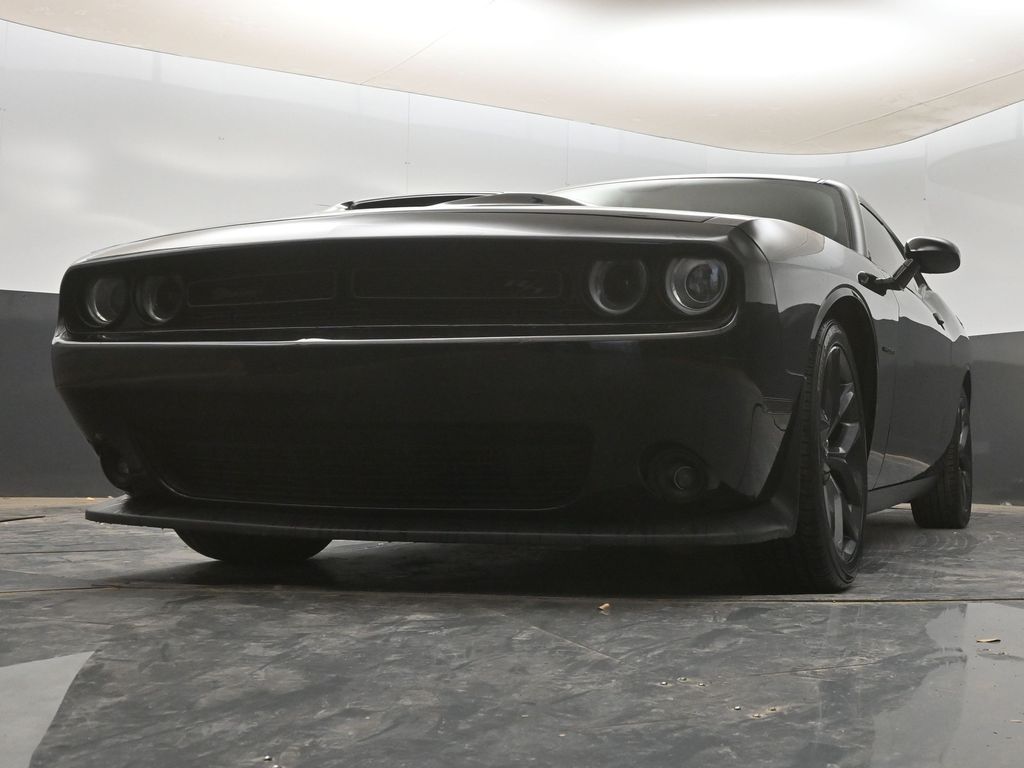2022 Dodge Challenger R/T - Photo 18