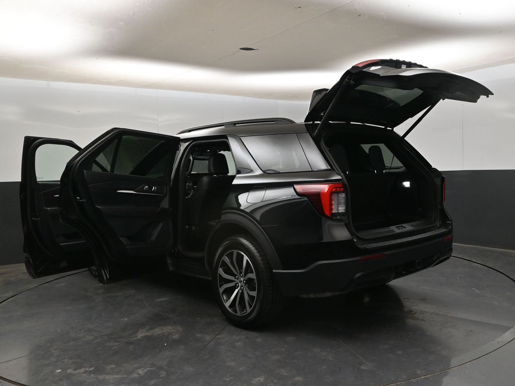 2025 Ford Explorer ST-LINE - Photo 31