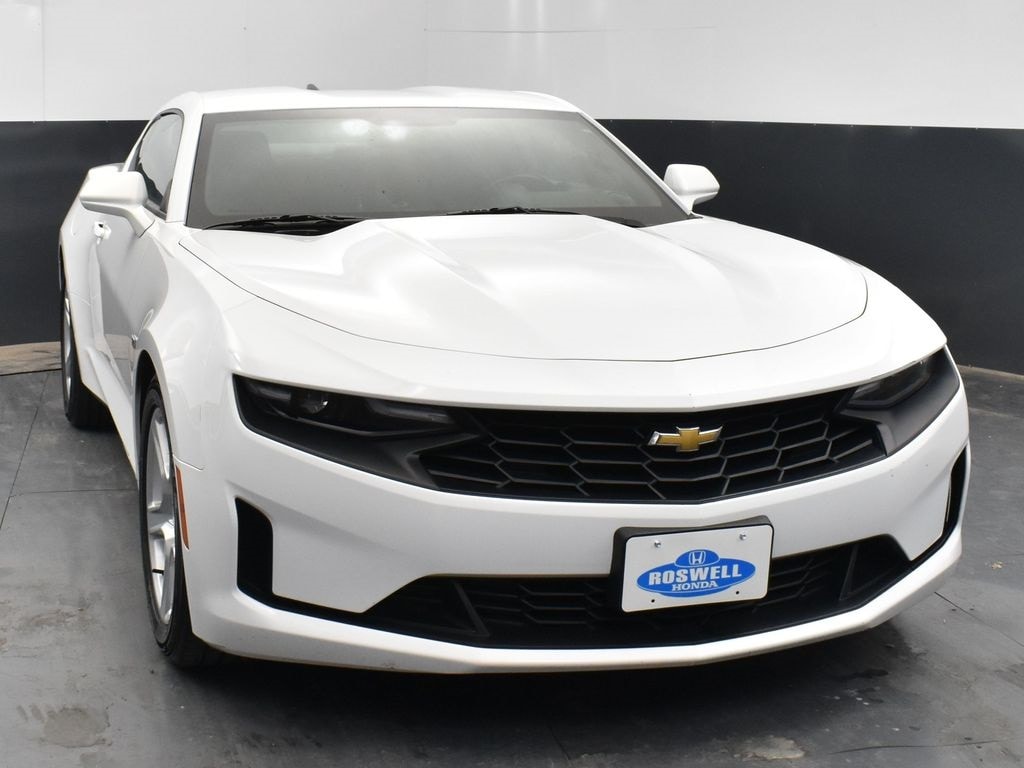 Used 2022 Chevrolet Camaro 1LT with VIN 1G1FB1RX8N0121501 for sale in Roswell, NM