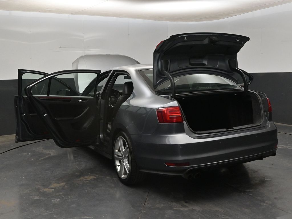 2017 Volkswagen Jetta GLI - Photo 31