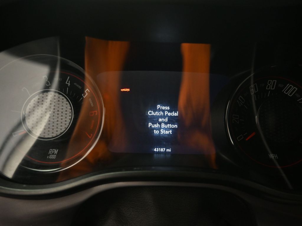 2022 Dodge Challenger R/T - Photo 13