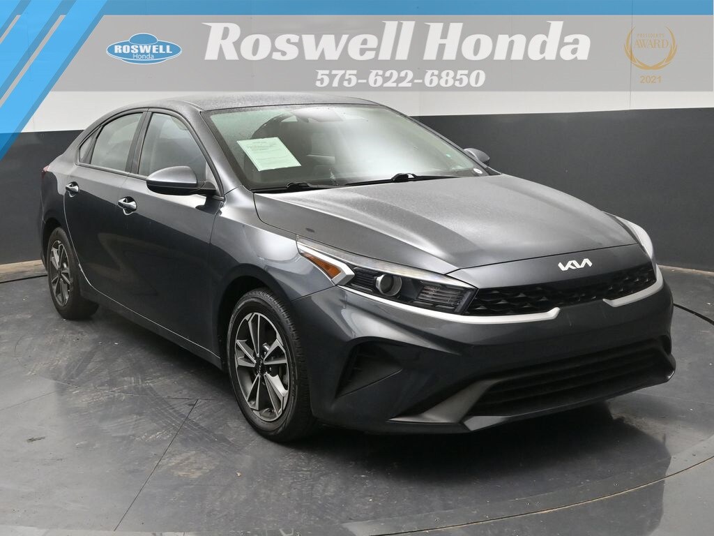 Used 2023 Kia Forte LXS Sedan
