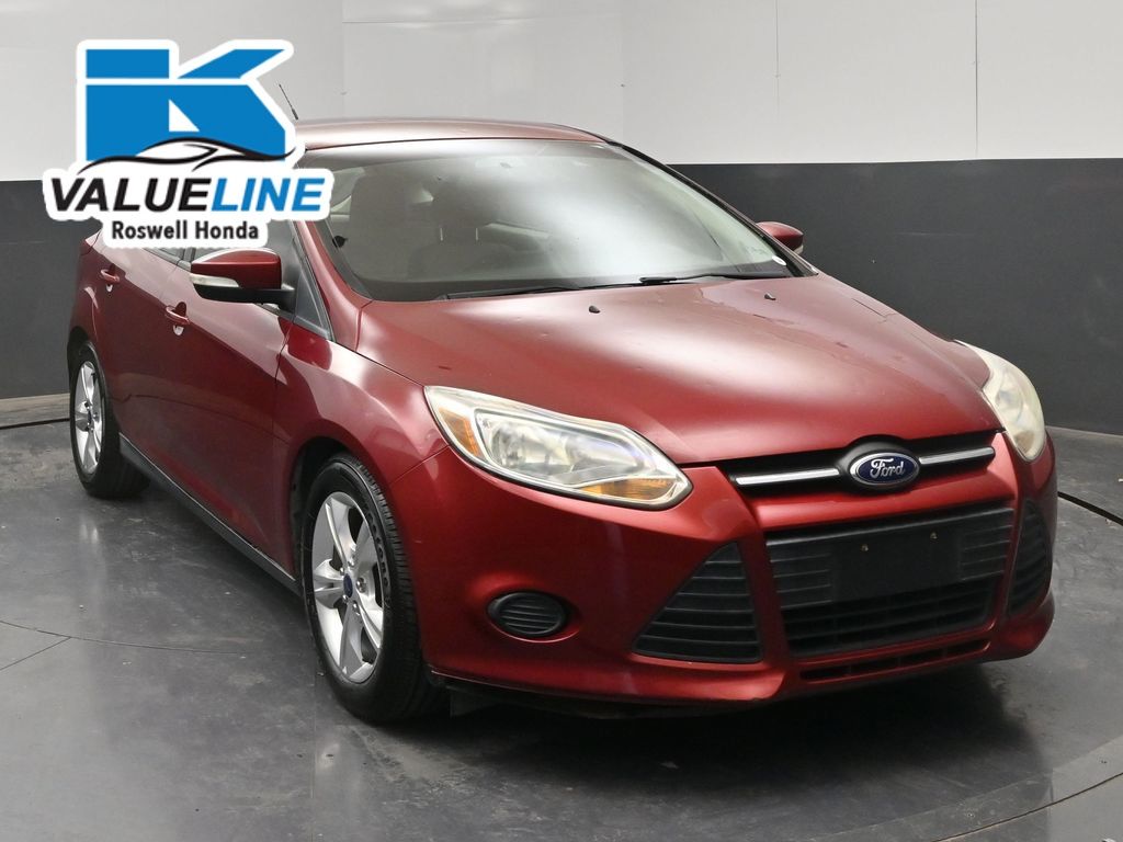2014 Ford Focus 5 Door Hatch SE's photo