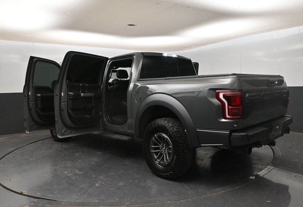 2020 Ford F-150 Raptor - Photo 31