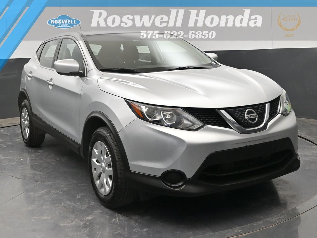 2018 Nissan Rogue Sport S FWD's photo