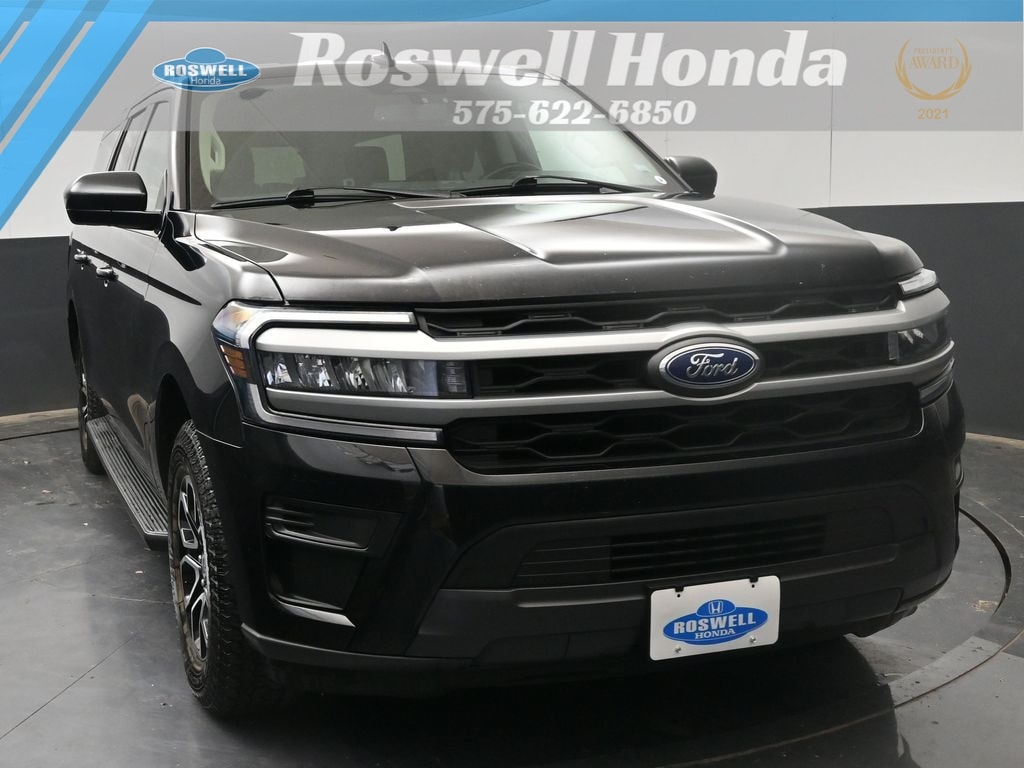 2024 Ford Expedition XLT's photo