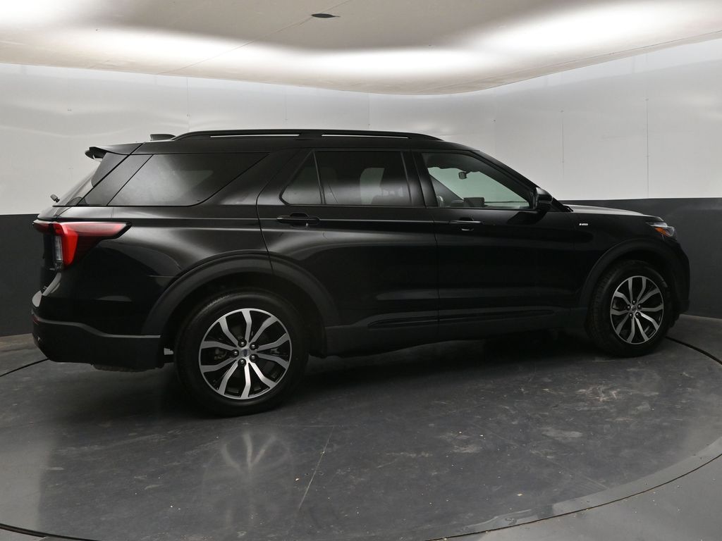 2025 Ford Explorer ST-LINE - Photo 8