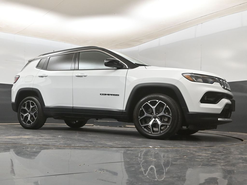2025 Jeep Compass Limited - Photo 14