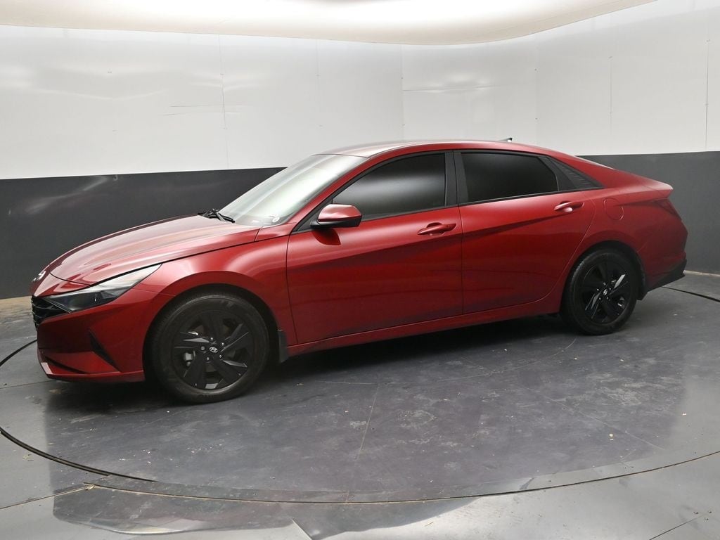 Used 2023 Hyundai Elantra HEV Blue Sedan