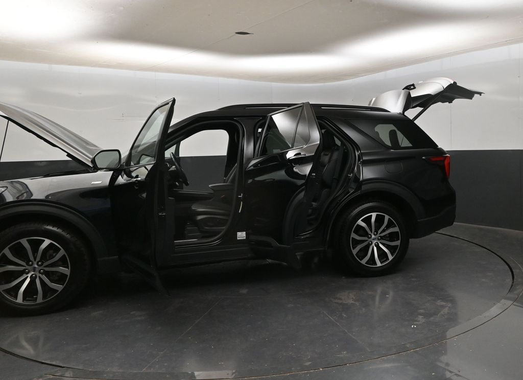 2025 Ford Explorer ST-LINE - Photo 35