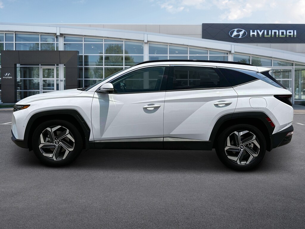 New 2024 Hyundai Tucson Limited FWD SUV