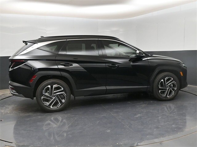 2025 Hyundai Tucson Limited - Photo 8