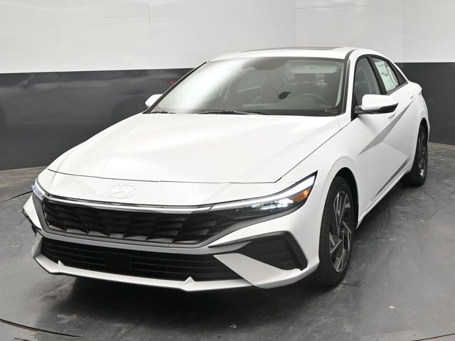 2026 Hyundai Elantra 2.0 Limited IVT's photo