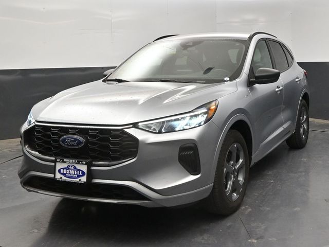 2024 Ford Escape ST-Line AWD's photo