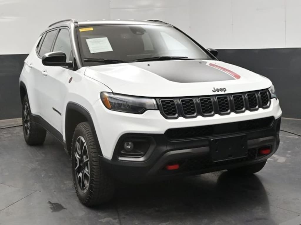 Used 2024 Jeep Compass Trailhawk SUV