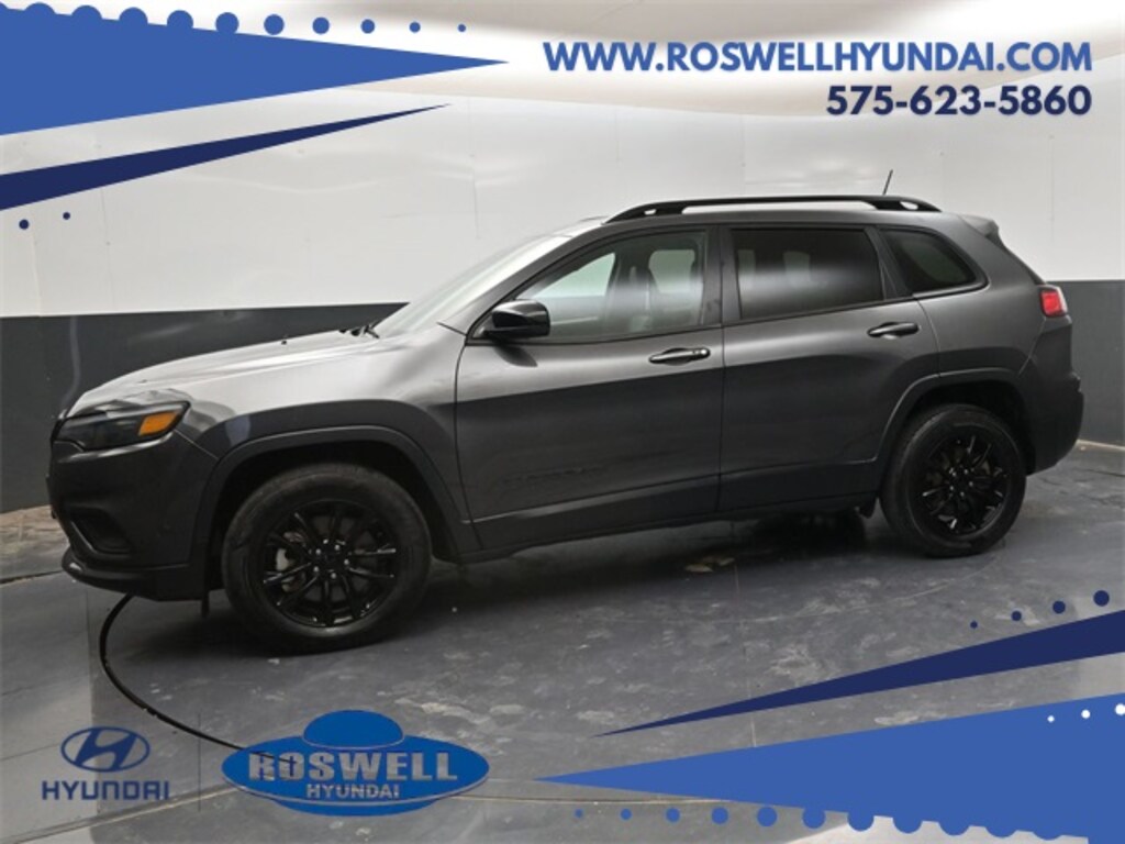 Used 2023 Jeep Cherokee Altitude Lux SUV