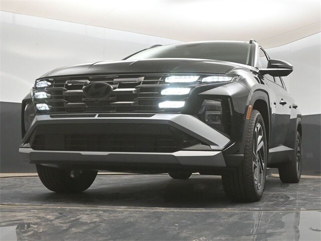2025 Hyundai Tucson Limited - Photo 11