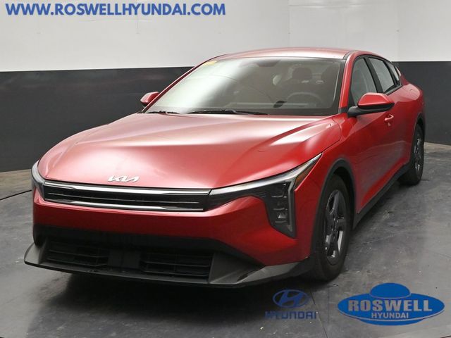 2025 Kia K4 LXS AT's photo