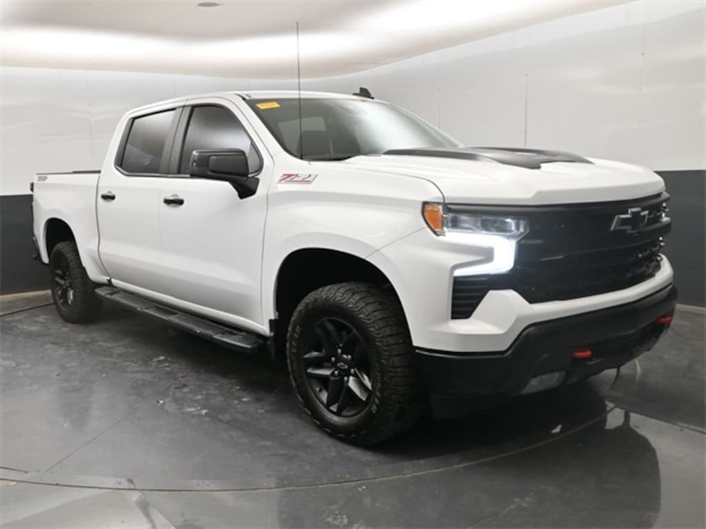 Used 2023 Chevrolet Silverado 1500 LT Trail Boss Truck Crew Cab