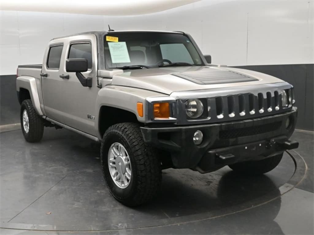 Used 2009 HUMMER H3T Base Truck Crew Cab