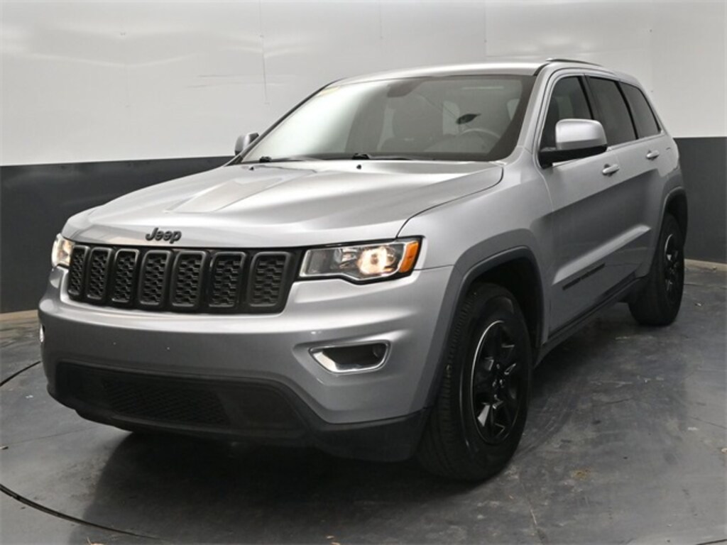 Used 2017 Jeep Grand Cherokee Laredo RWD SUV