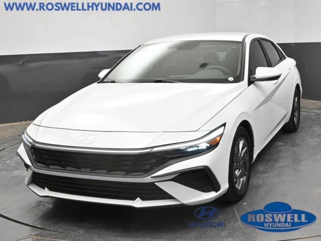 Used 2024 Hyundai Elantra SEL Sedan