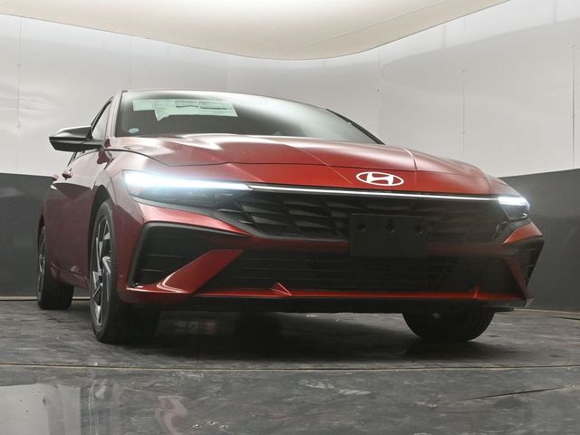 2025 Hyundai Elantra SEL - Photo 24