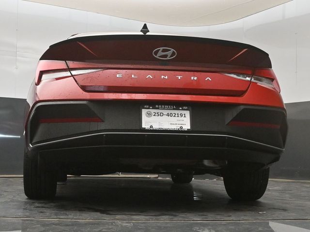 2025 Hyundai Elantra SEL - Photo 29
