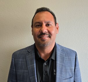 Staff member Manny Fuentez from ID_b0c978