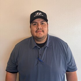 Staff member Eduardo Avalos from ID_244a39