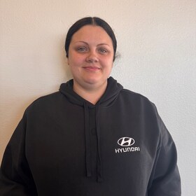 Staff member  Alex Lawson from ID_6459dc