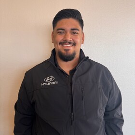 Staff member Guillermo Barela from ID_077ee9