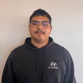 Staff member Armando Silva from ID_244a39