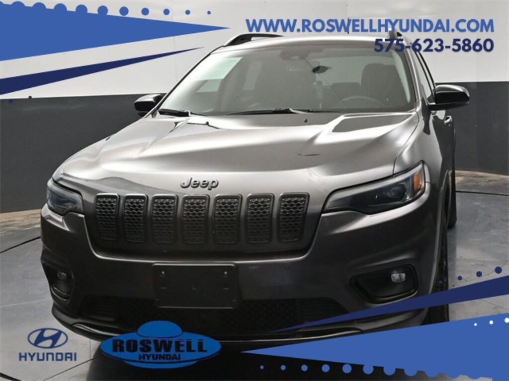 Used 2023 Jeep Cherokee Altitude Lux SUV