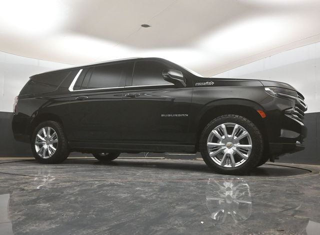 2022 Chevrolet Suburban High Country - Photo 18