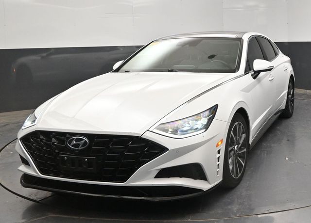2022 Hyundai Sonata Limited 1.6T's photo